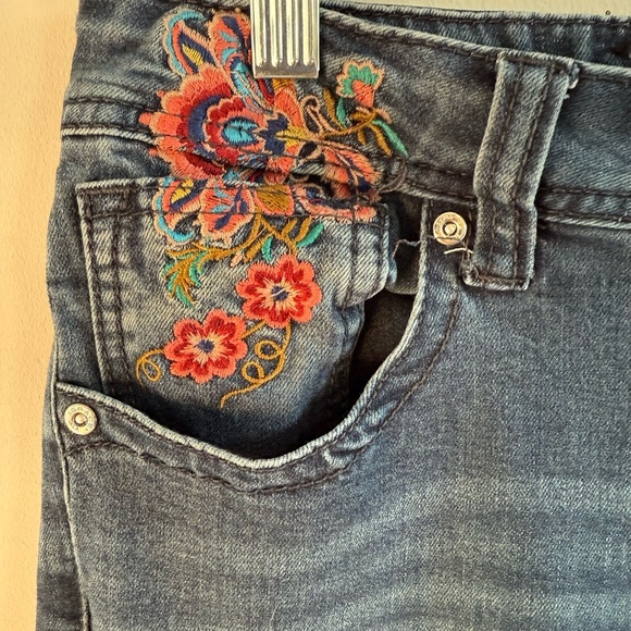 Grace Embroidered Denim Jeans, Size 30, Excellent Condition - Picture 2 of 9
